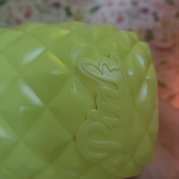 PINK VS pineapple 🍍 cup - Picture 4 of 5